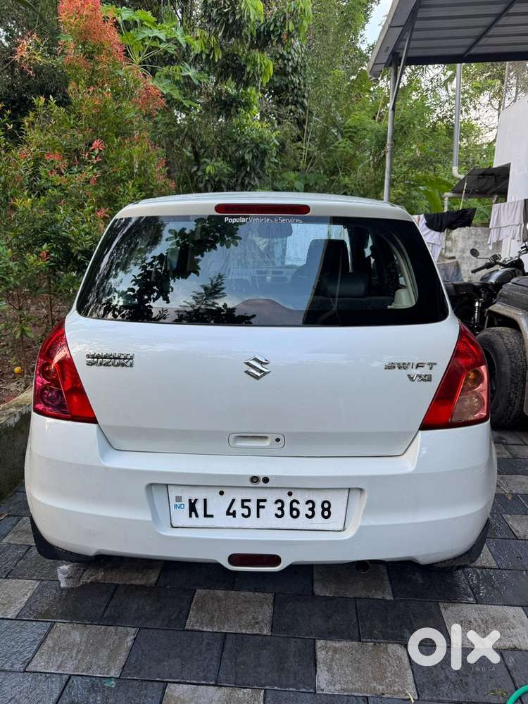 Maruti Suzuki Swift 2011 Petrol Well Maintained