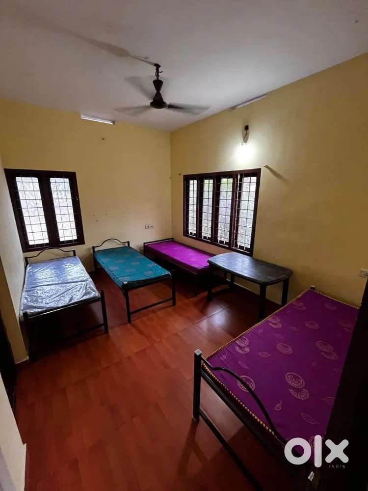Quality men's hostel edapally