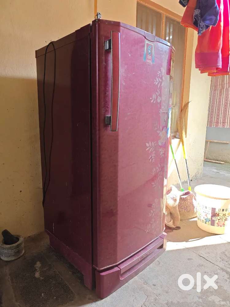 LG refrigerator Fridge 5 star 192 liters excellent condition