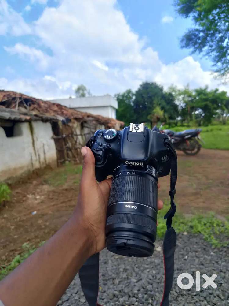 Camera and 2 lens 2 battry canon 600d