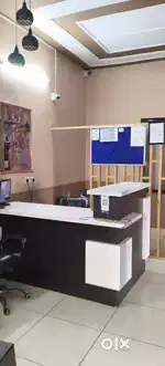 Hotel reception pe night job male condidate chaiye