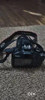 Canon DSLR camera 1300 D