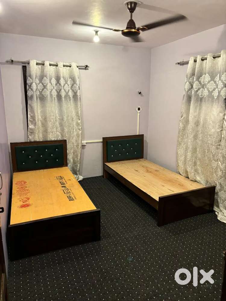 PG for Girls Only – With Meals & Full Facilities