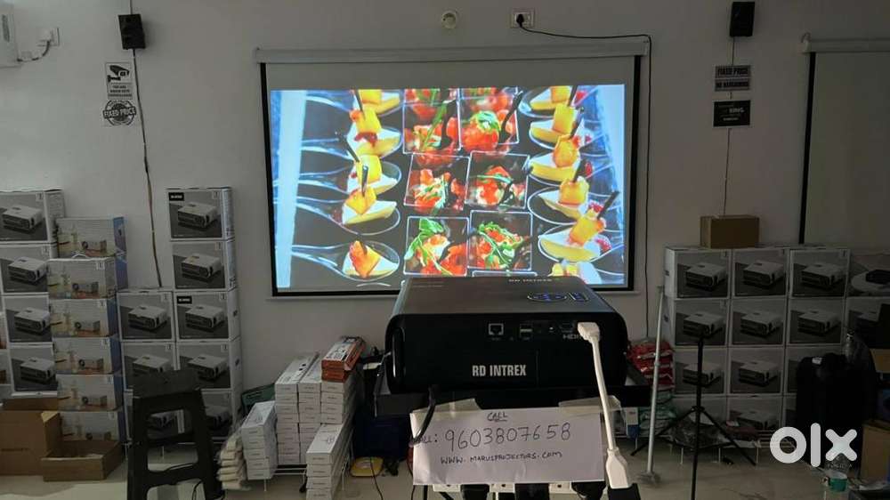 New Best quality 4K 3D projectors and screens wall tripod at wholesale