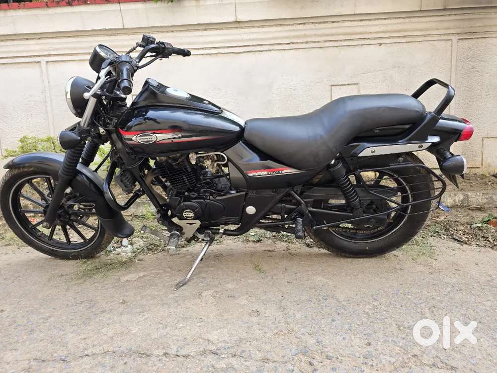 BAJAJ AVENGER BIKE