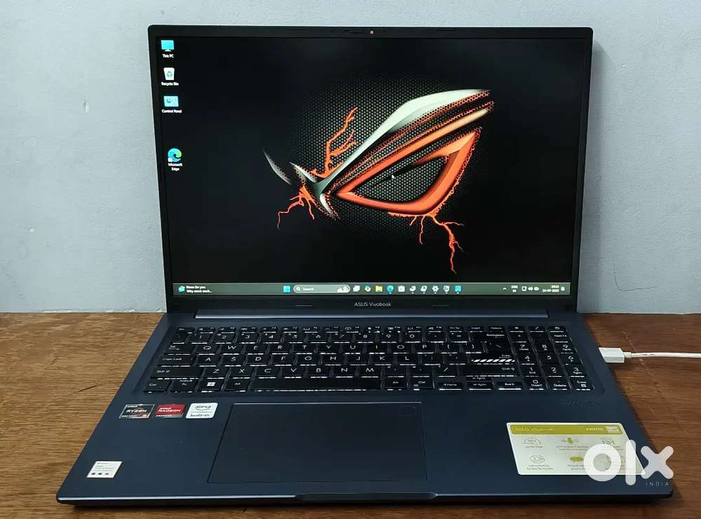 ASUS Vivobook16 16INCH