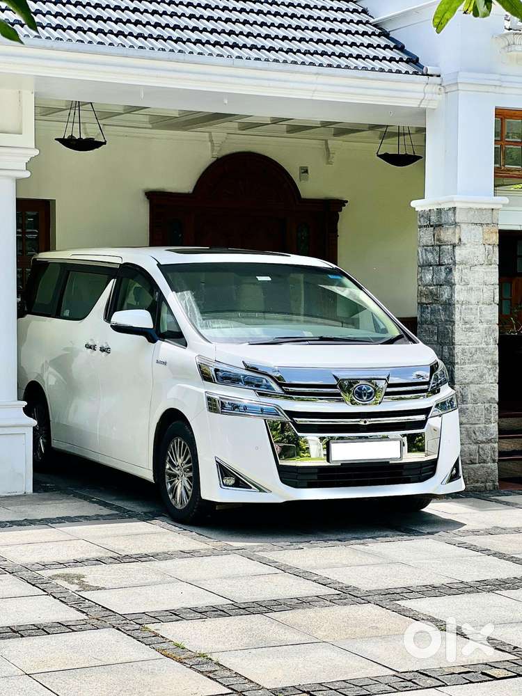 Toyota VELLFIRE 2.5 Hybrid, 2022, Petrol