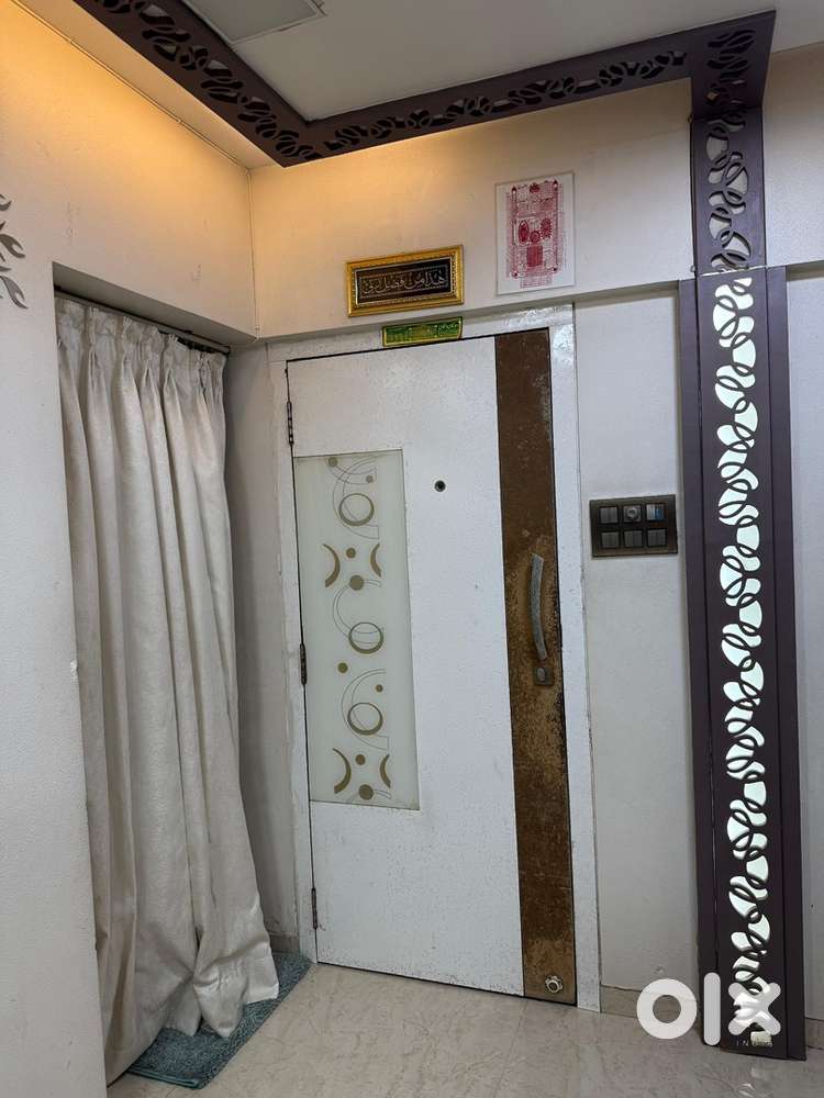 Thane west Fully furnished & ready to move