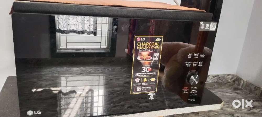 LG 32 L Scan-To-Cook Charcoal Microwave Oven