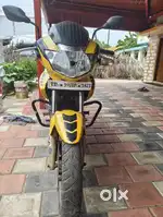 Apache RTR 180 2013