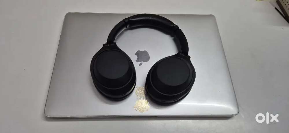 Sony WH-1000XM4 Industry Leading Wireless Noise Cancellation Bluetooth