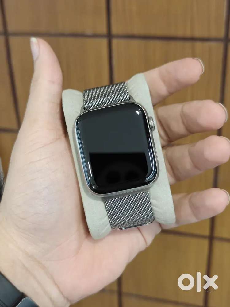 APPLE WATCH SERIES 5 44MM  STAINLESS STEEL SILVER COLOUR ORIGINAL LOOP