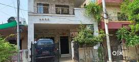 रूम भाड्याने देणे आहे
