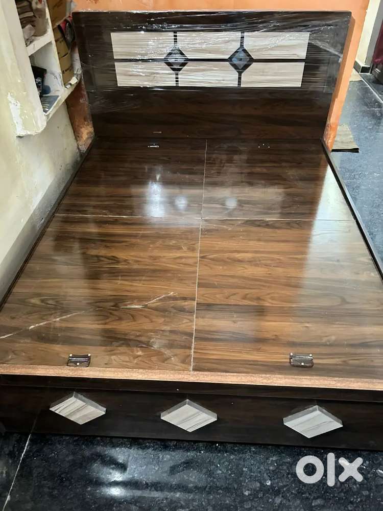 New double bed (size 5y6)