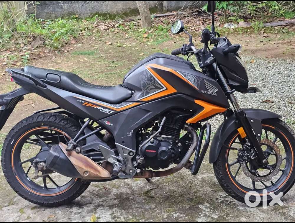 Cb hornet 160r Urgent sale within 3days