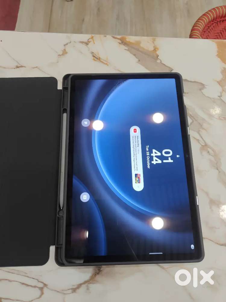 Samsung S9 FE+ 128gb with  S pen and branded back cover