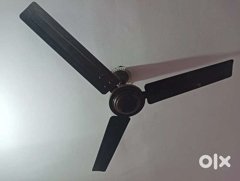 Crompton SUREBREEZE SEA SAPPHIRA 1 Star 1200 mm 3 Blade Ceiling Fan