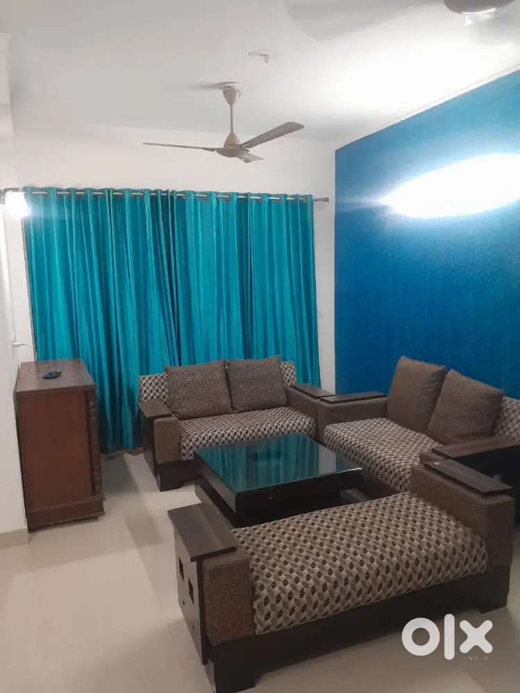 1rk 1bhk 2bhk semi furnished and fully furnished room available