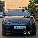 Ford Figo, 2012, Petrol