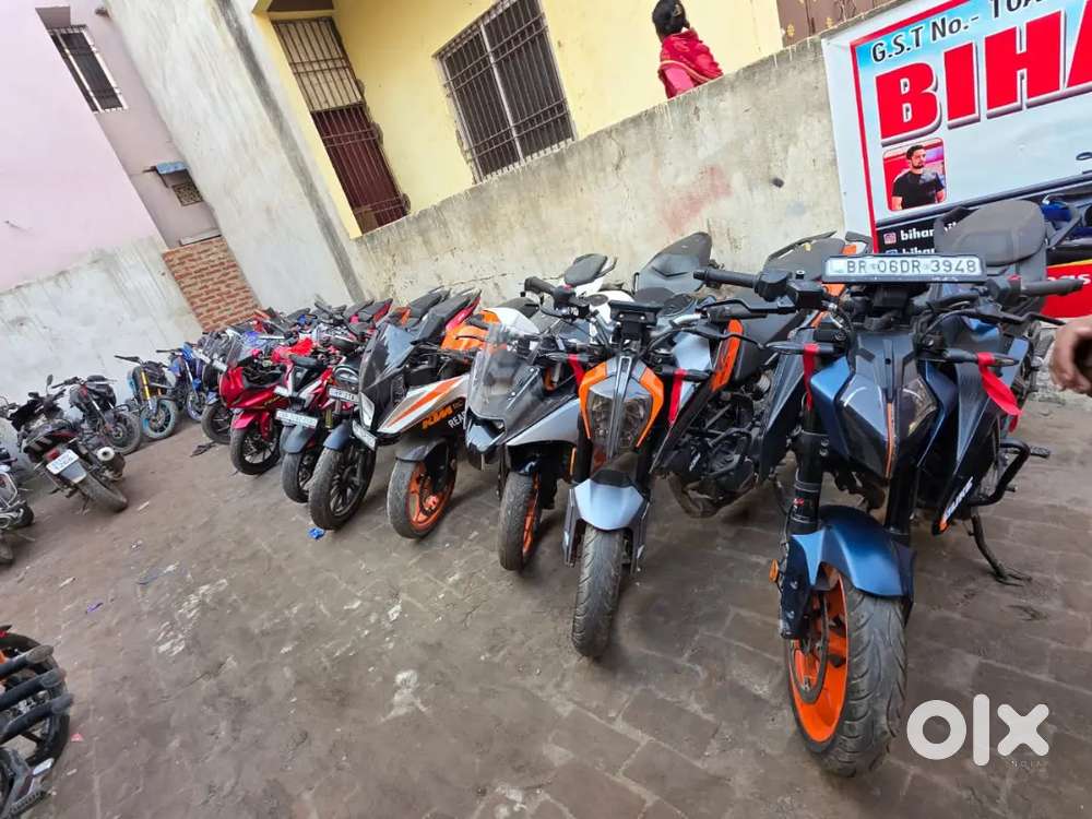 4 month. Old. Bike hai 3000kl. Only. All bike. Ablable hai