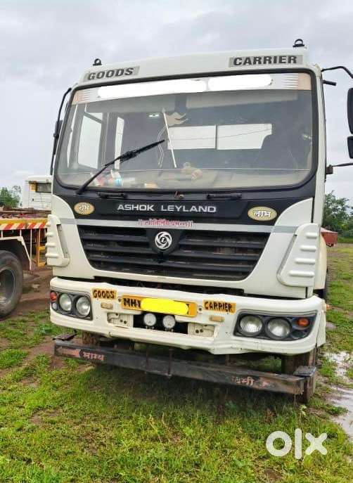 ASHOK LEYLAND U - 3518TT HORSE MODEL 2019 PAPERS VALID AT VASHI