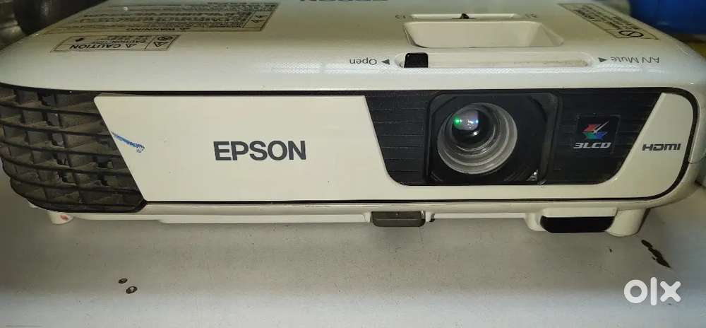 Epson projector.model no:eb-s31
