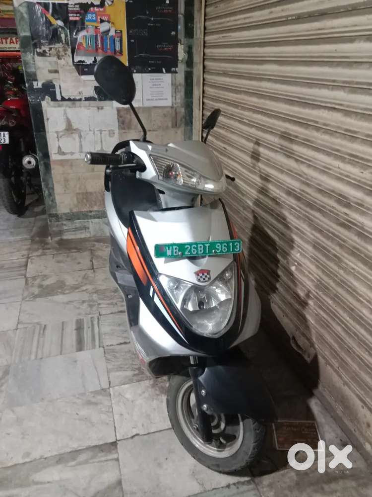 Ev Electric Scooter is Available for Sale on Mint & Running Condition