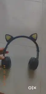 Very fidget stick and cool headphone