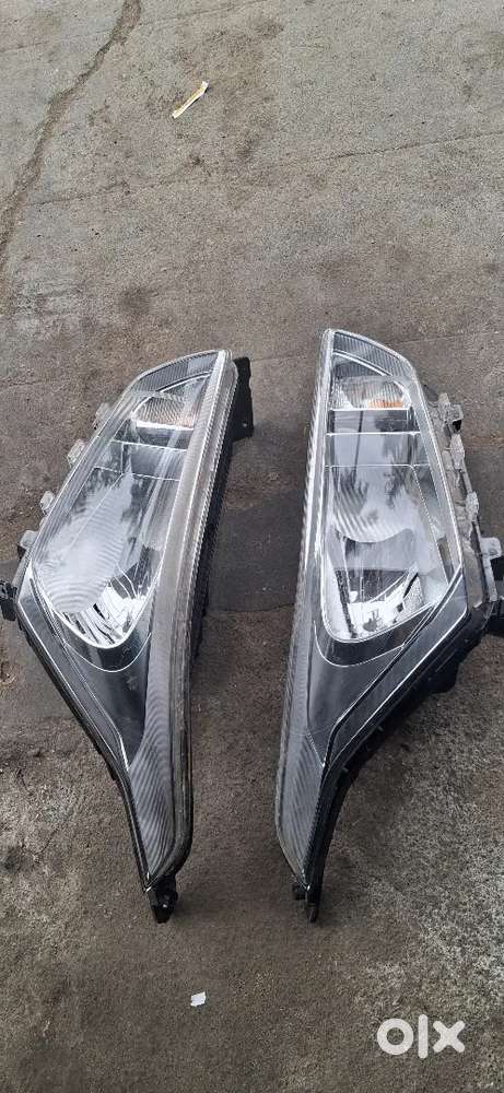 Hyundai Head Light Doom