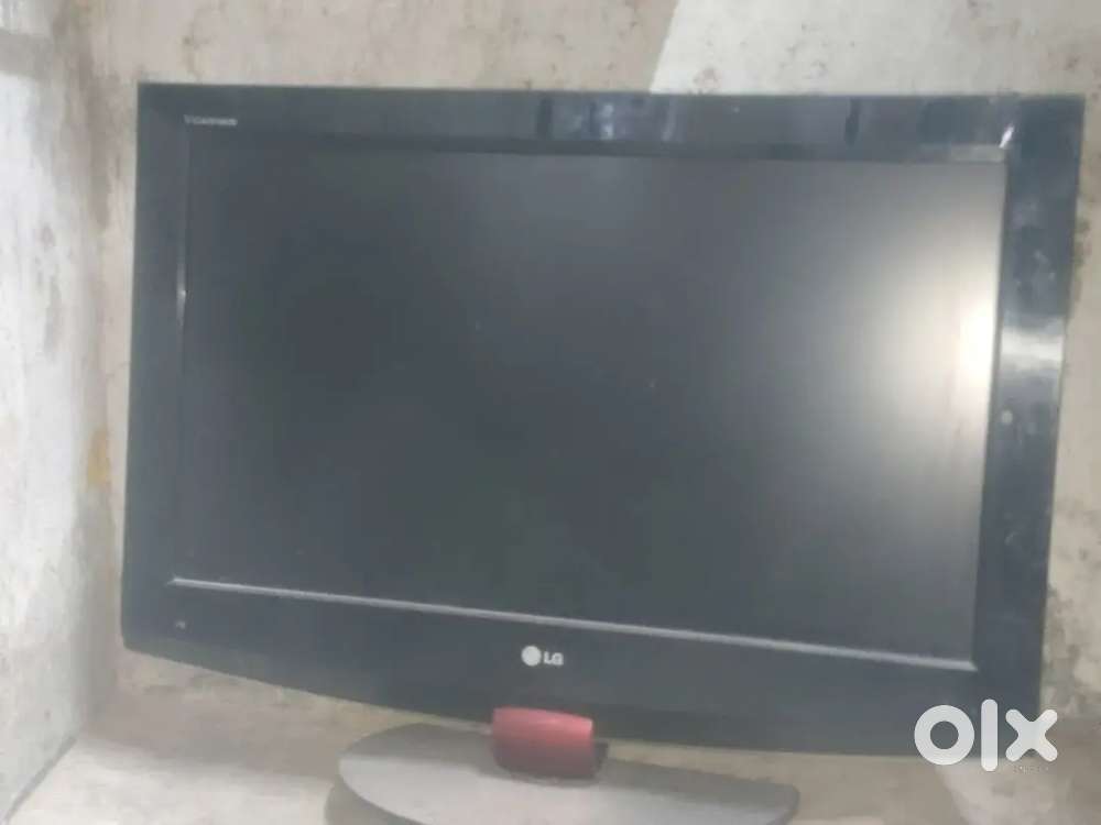 LG 26LH20R 26 HD LCD TV. 