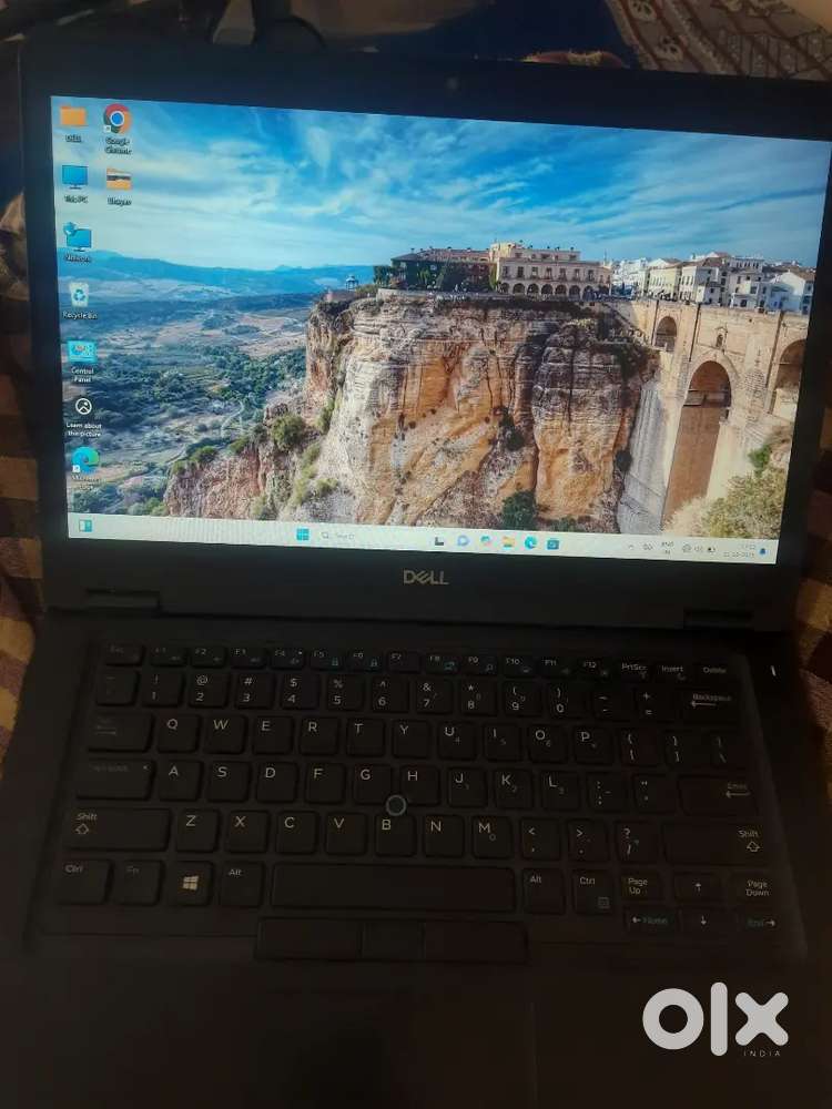 Dell Latitude 5490 i5 8th generation with original charger