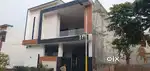 In good condition house infront of park greaterkailash call ⑨④①⑦①⑨⑤③⑨⑨