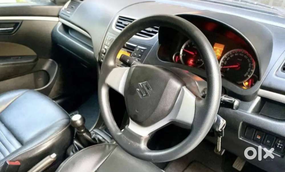 Maruti Suzuki Swift 2016 Petrol 72000 Km Driven