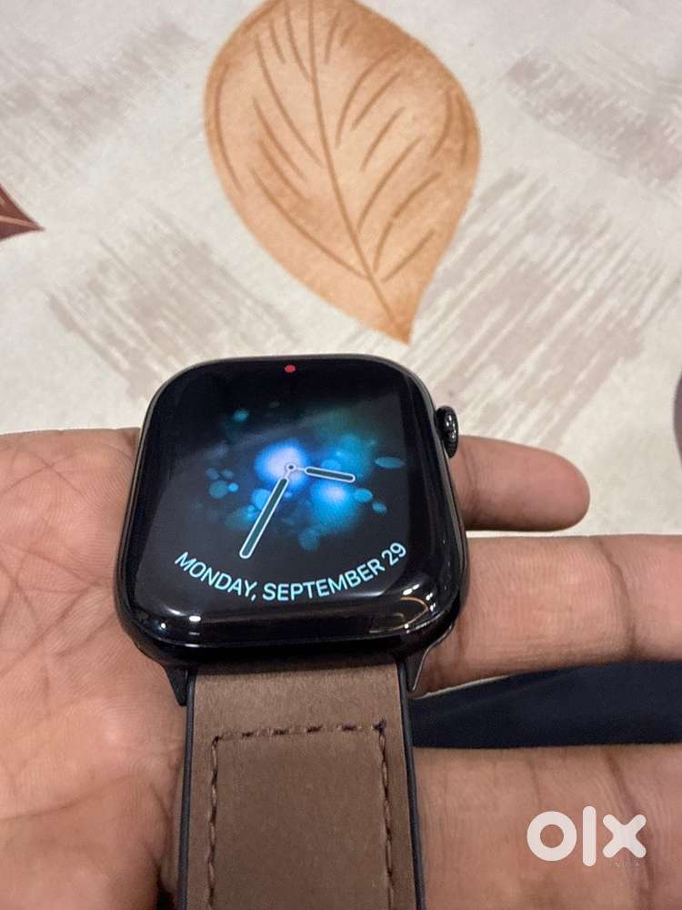 Apple series 10 gps jet black like new