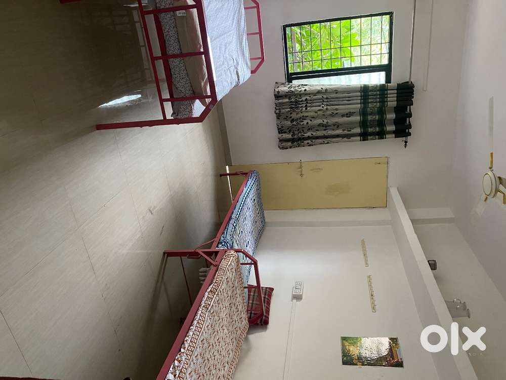 Girls PG rooms available