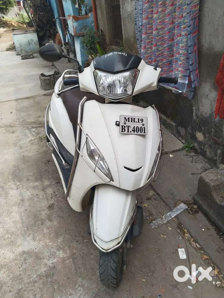 Hero maestro scooty in good condition