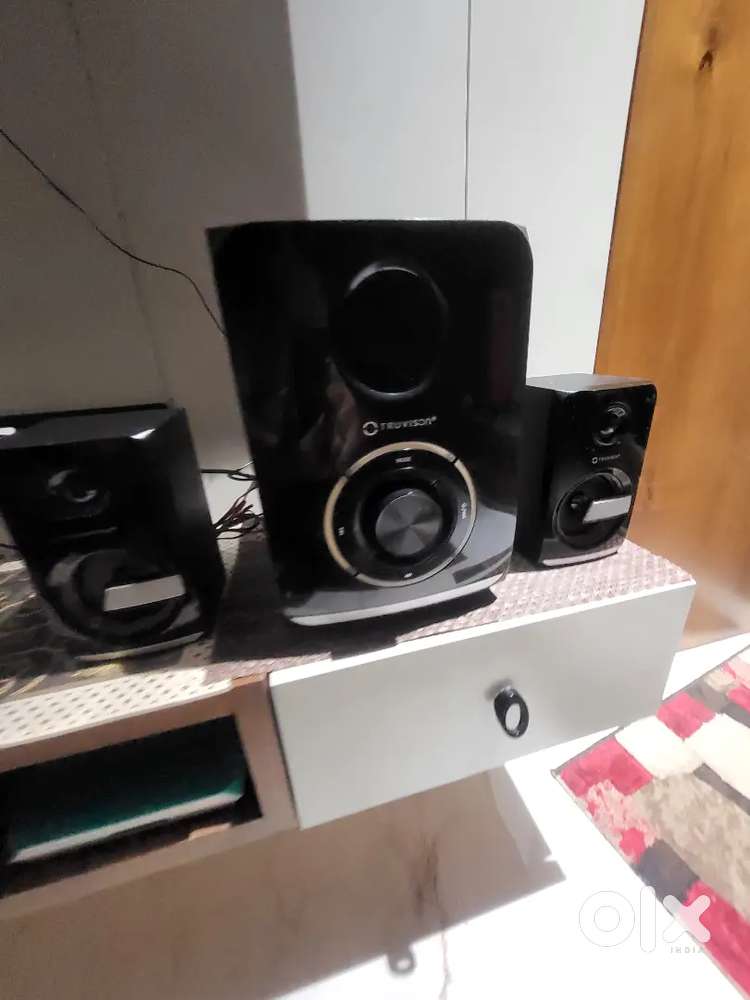 Truvison 2.1 home theater
