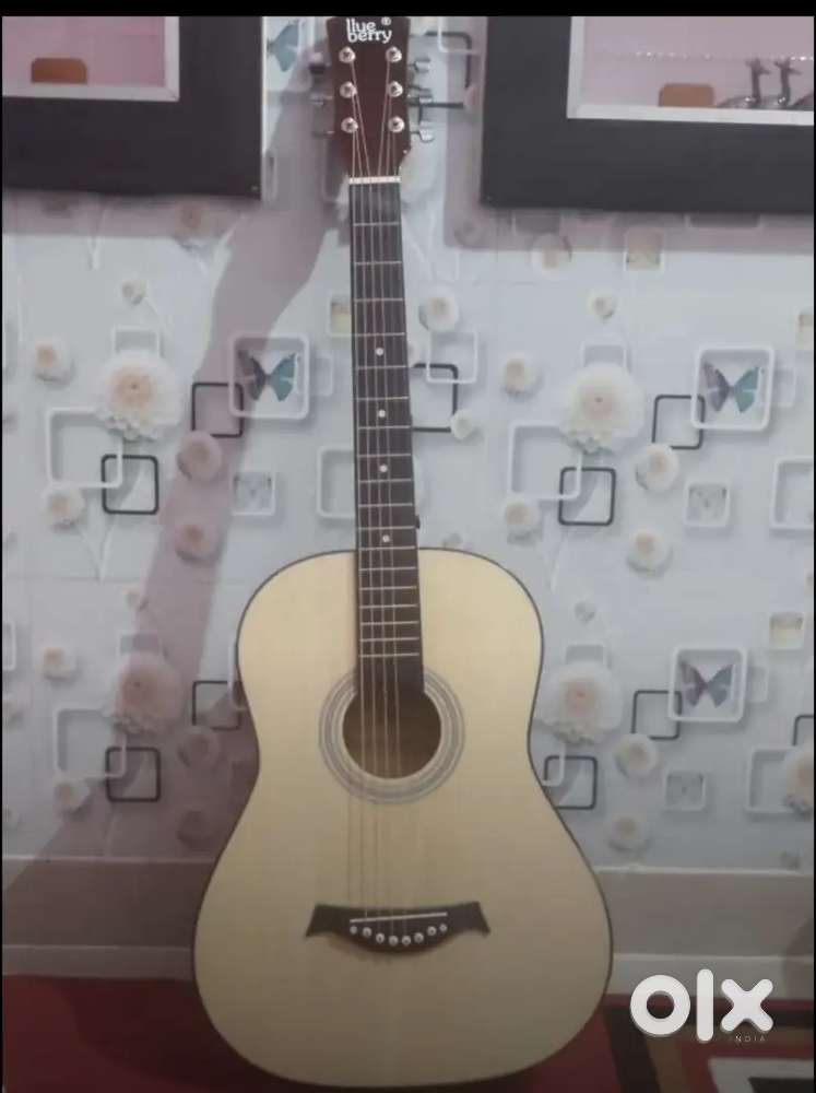 Selling acoustic guitar in good condition, clear sound, lightly used.