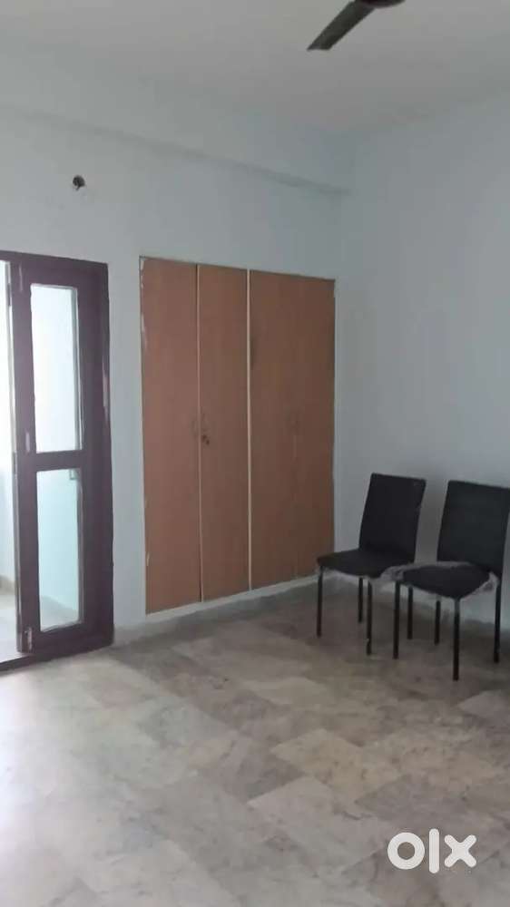 1770sft commercial flat for rent in punjagutta prime location