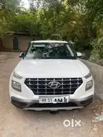 Hyundai Venue SX Opt, 2022, CNG & Hybrids