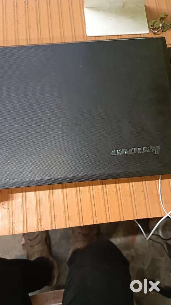 LENOVO Lap
