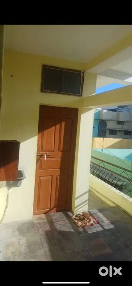 Very safe, secure, 24x7 water and electricty,good apt for privact