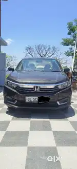 DL registered Honda amaze