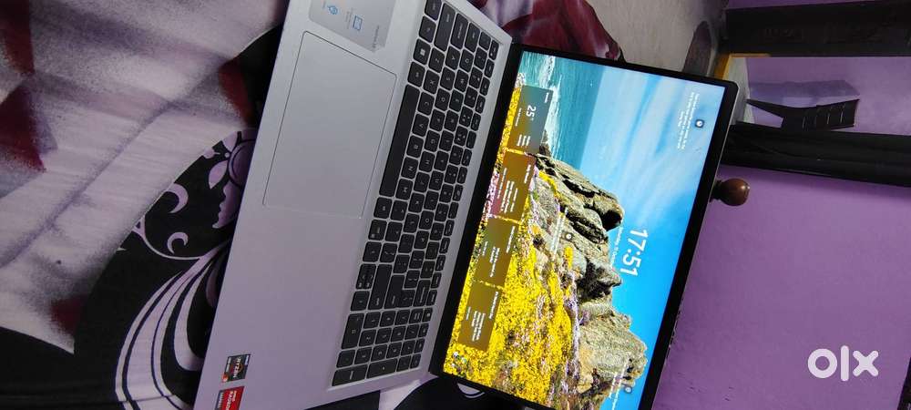 Dell Ryzen3 Inspiron15 laptop for sale
