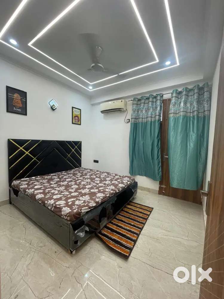 2 bhk Fully furnished flat available for rent near saket metro