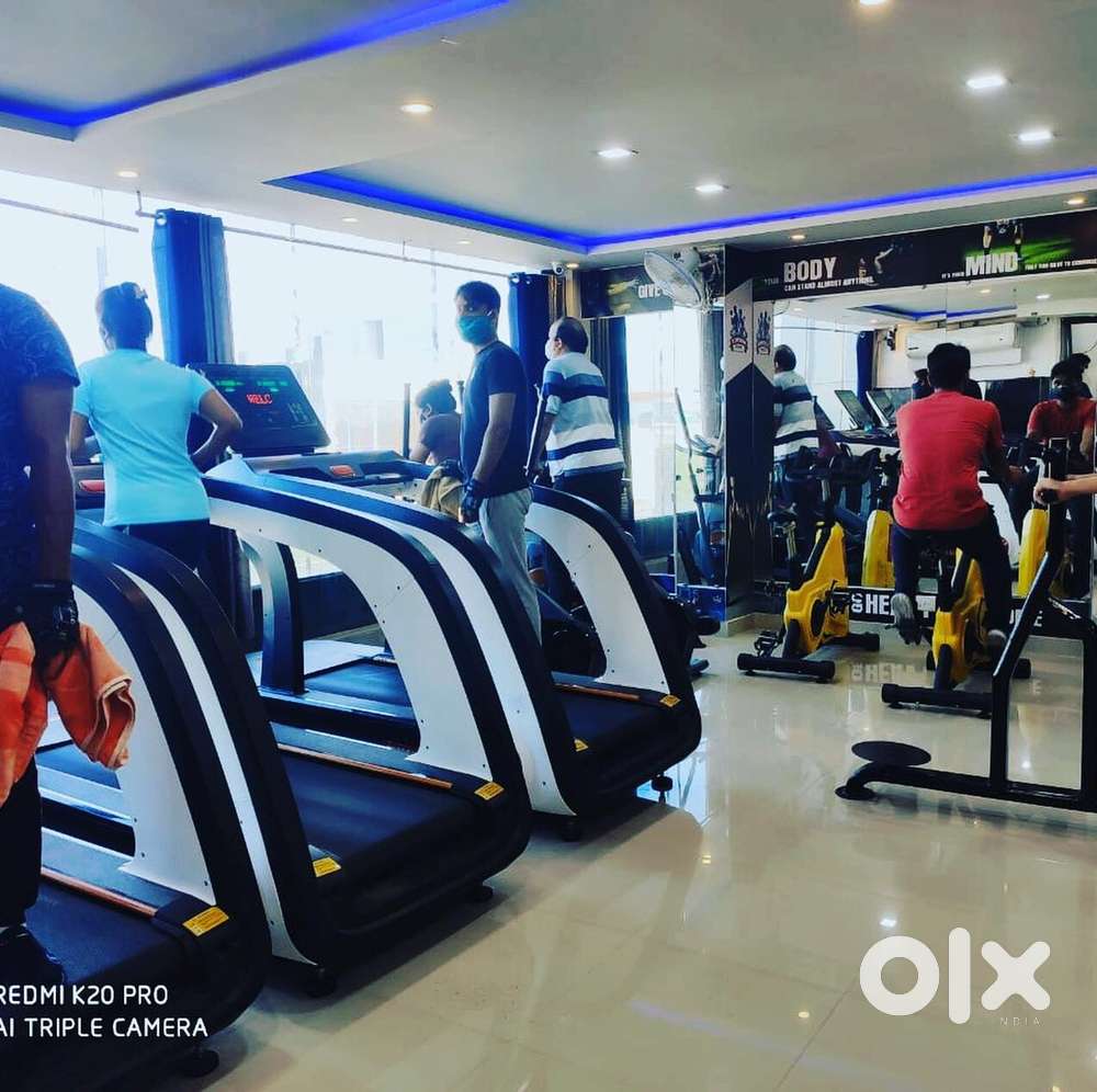 Running Gym for sale in Jankipuram Extension