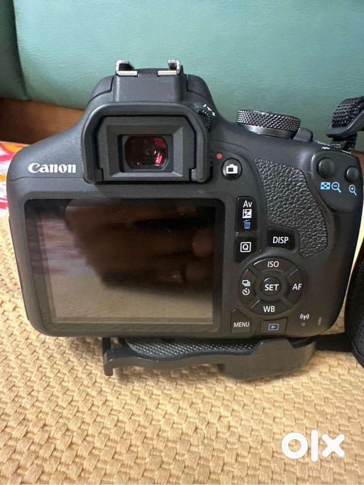 CANON 1500D