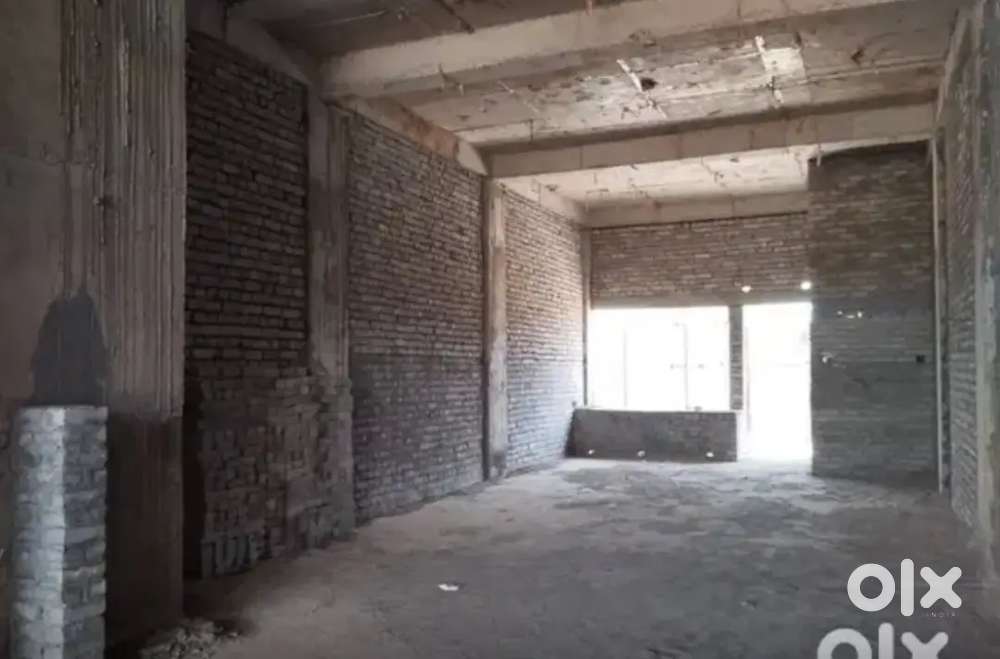 showroom for rent second floor