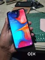 Samsung galaxy A20 3gb 32gb Rom