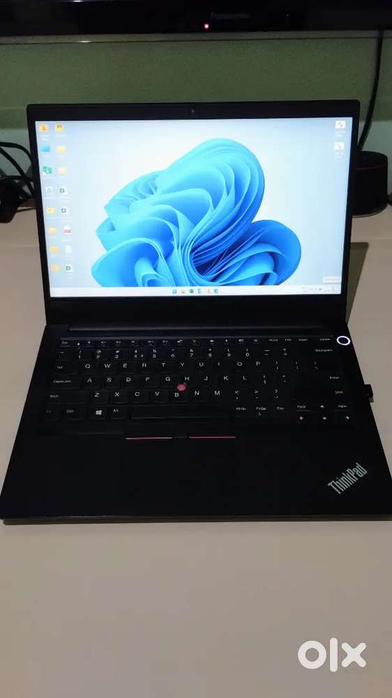 Lenovo ThinkPad E14 (Intel i3 10th Gen)